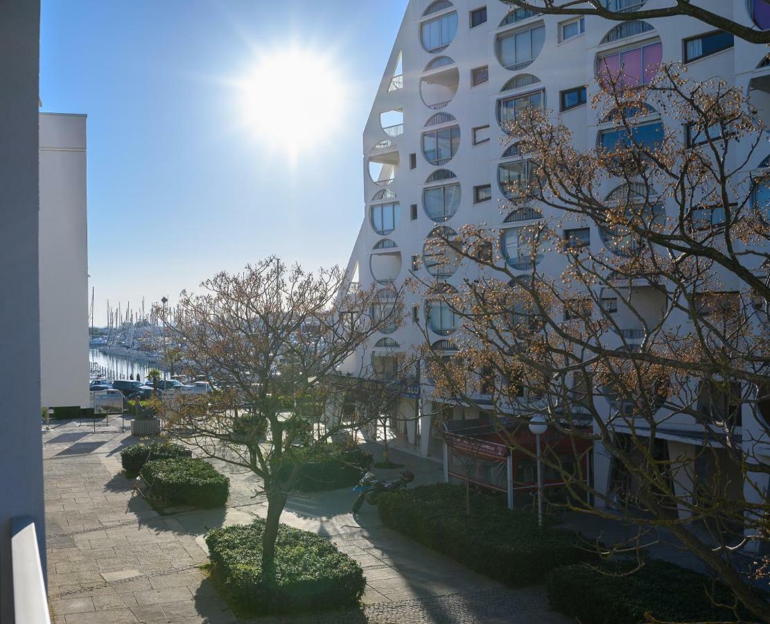 Studio En Centre Ville Avec Garage Et Wifi La Grande Motte Dış mekan fotoğraf
